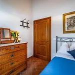 Дом отдыха Casale Il Fontanellino - Near Florence Сан-Миниато