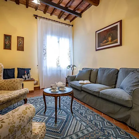 Casale Il Fontanellino - Near Florence Hébergement de vacances