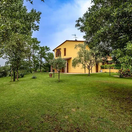 Дом отдыха Casale Il Fontanellino - Near Florence Сан-Миниато